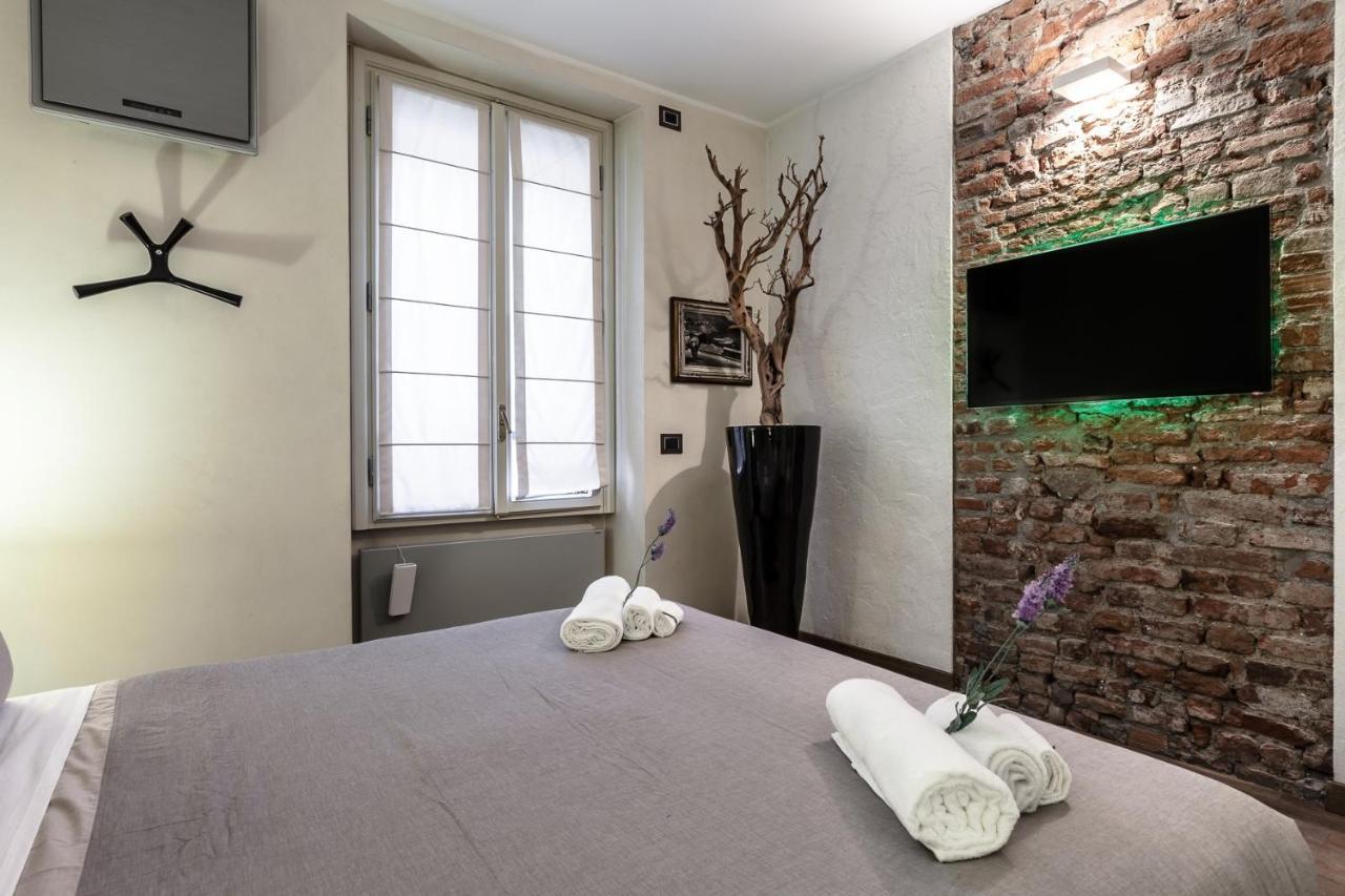 Stylish Suite In Fashion District - Corso Venezia Milaan Buitenkant foto