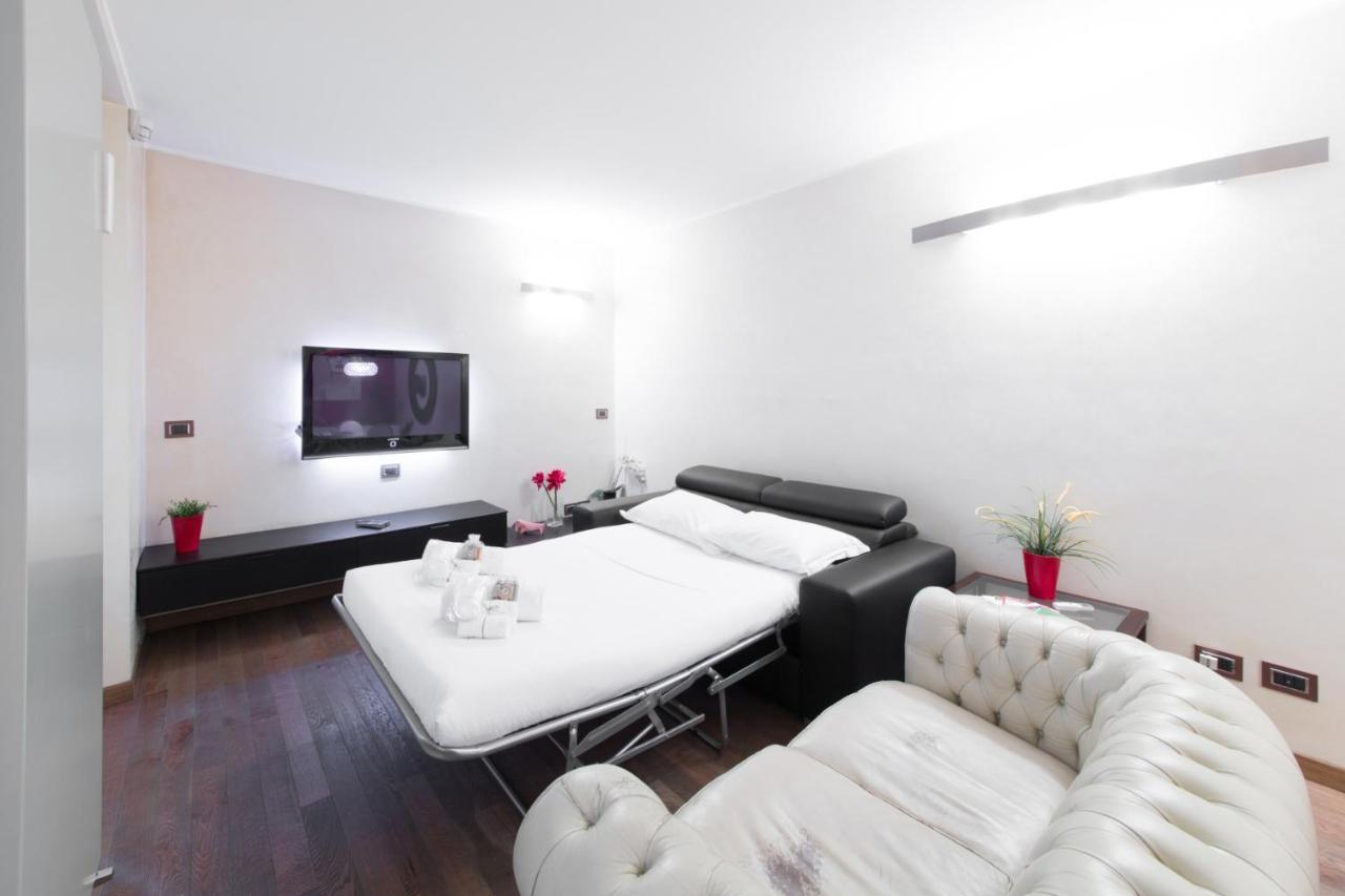 Stylish Suite In Fashion District - Corso Venezia Milaan Buitenkant foto