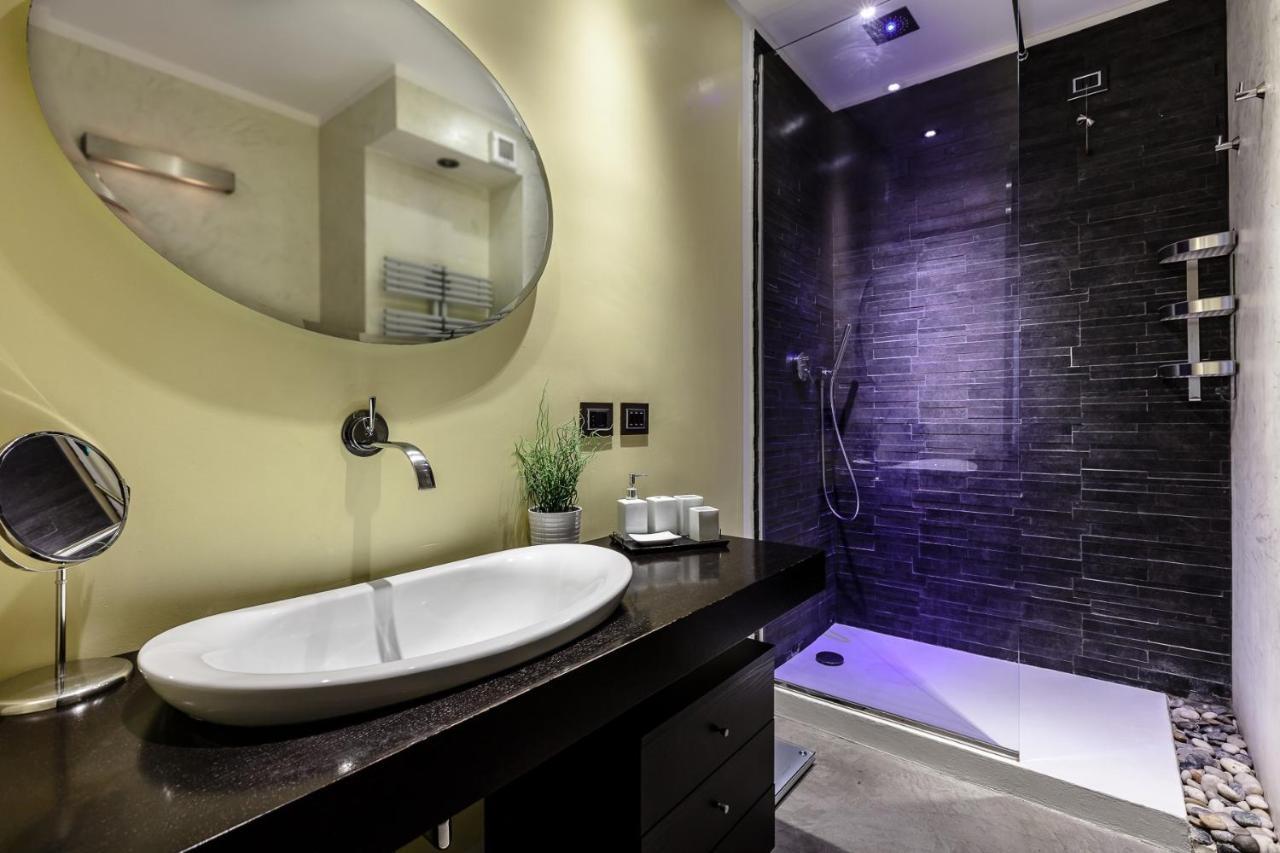 Stylish Suite In Fashion District - Corso Venezia Milaan Buitenkant foto