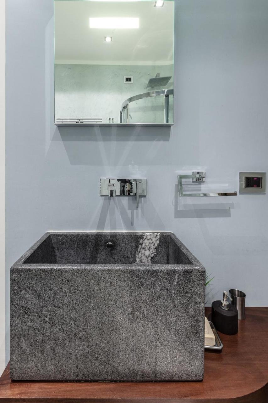 Stylish Suite In Fashion District - Corso Venezia Milaan Buitenkant foto